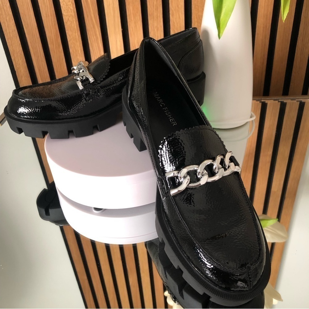 NEW WITHOUT TAGS Marc Fisher Louanz Lugsole Loafer Black Size 7.5